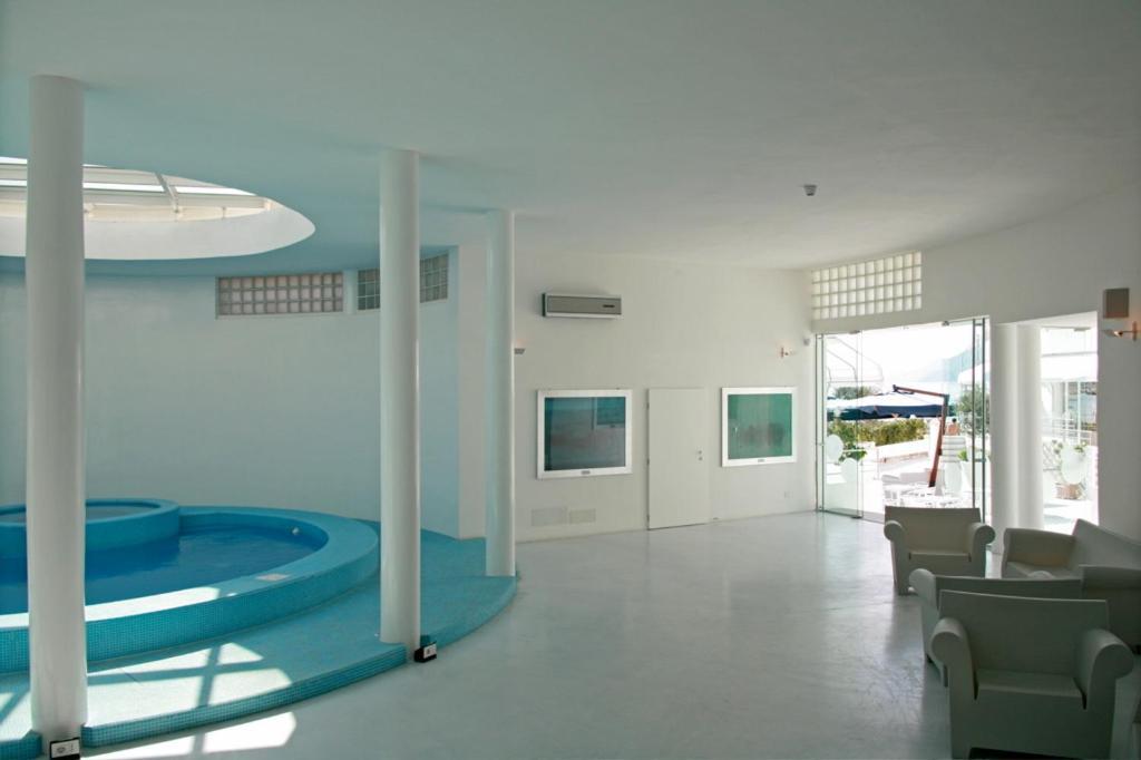 Piccolo Hotel Del Lido Леричи Экстерьер фото