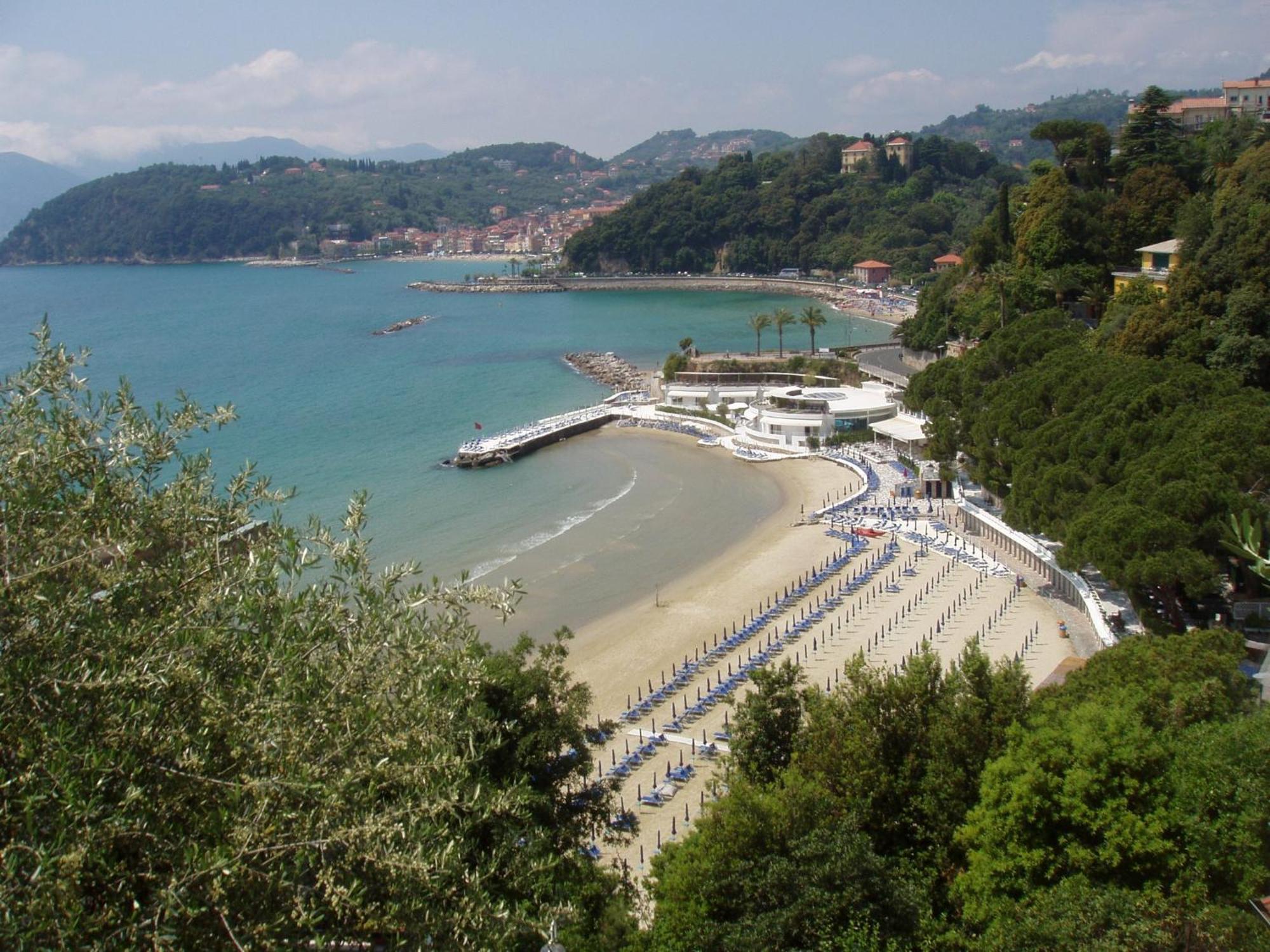 Piccolo Hotel Del Lido Леричи Экстерьер фото